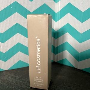 LH Cosmetics NEW Long Lasting Setting Spray